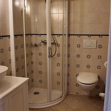 里贝莱克莱波斯住宿加早餐宾馆 3*