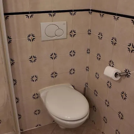 住宿加早餐酒店 里贝莱克莱波斯住宿加早餐宾馆 3*