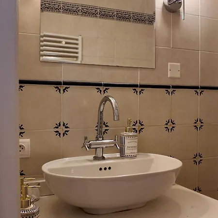 里贝莱克莱波斯住宿加早餐宾馆 住宿加早餐酒店 3*